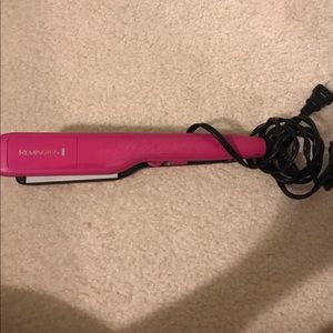 Remington hair straightener